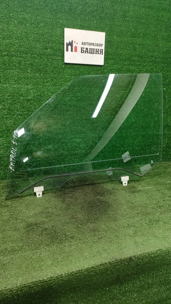 Стекло двери Nissan Patrol 2011 803011LA0A Y62 VK56VD, переднее левое