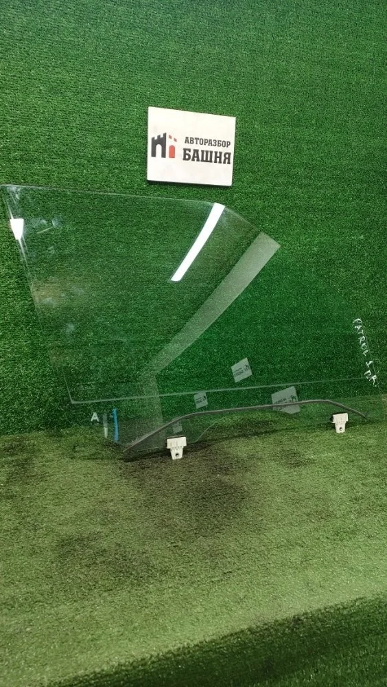 Стекло двери Nissan Patrol 2011 803001LA0A Y62 VK56VD, переднее правое