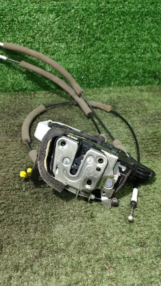 Замок двери Nissan Patrol 2011 805011LC0A Y62 VK56VD, передний левый