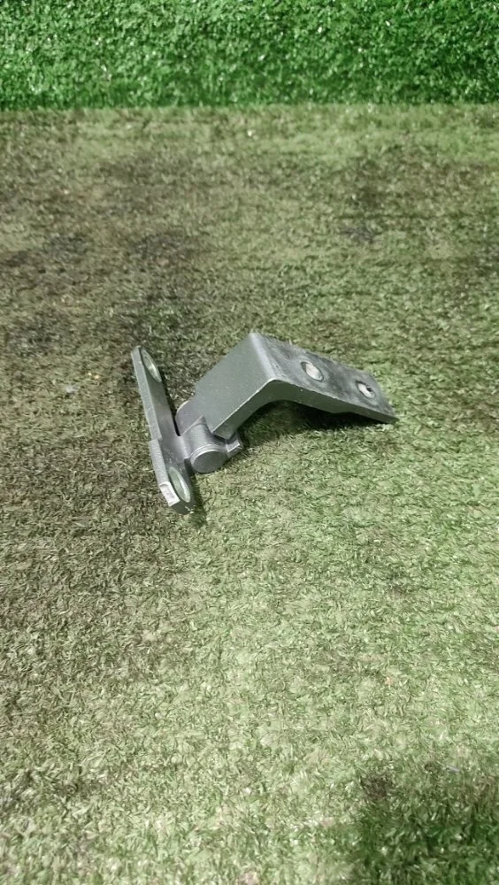 Петля двери Nissan Patrol 2011 82420JK000 Y62 VK56VD, задняя правая