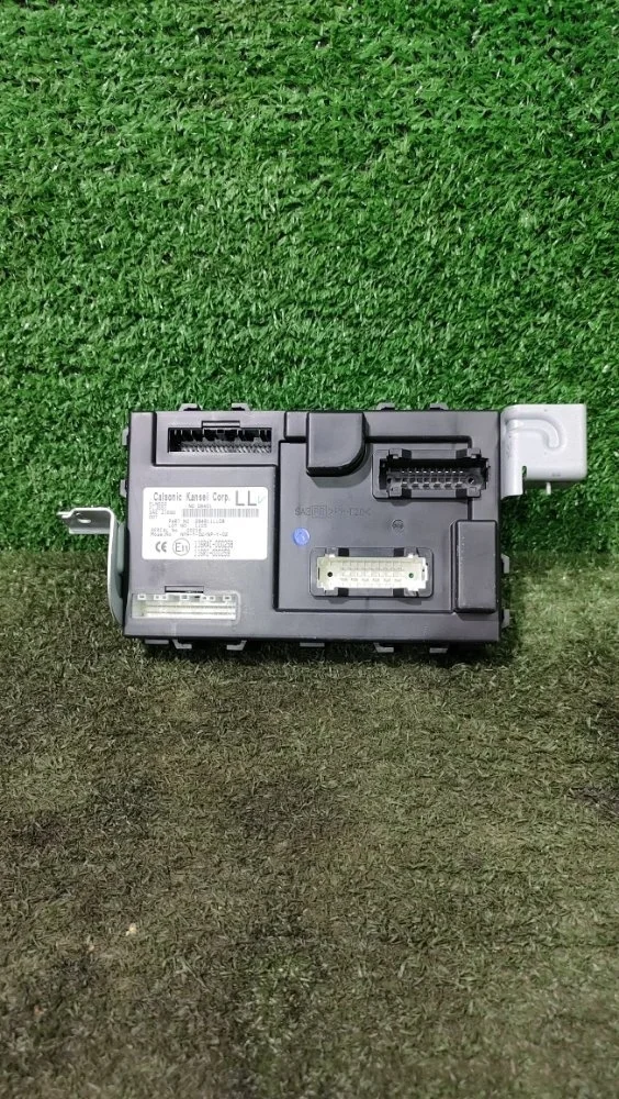 Блок электронный Nissan Patrol 2011 284B11LL0B Y62 VK56VD