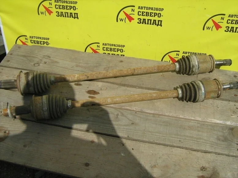 Привод MITSUBISHI OUTLANDER XL 3715A031 CW6W 6B31, задний левый