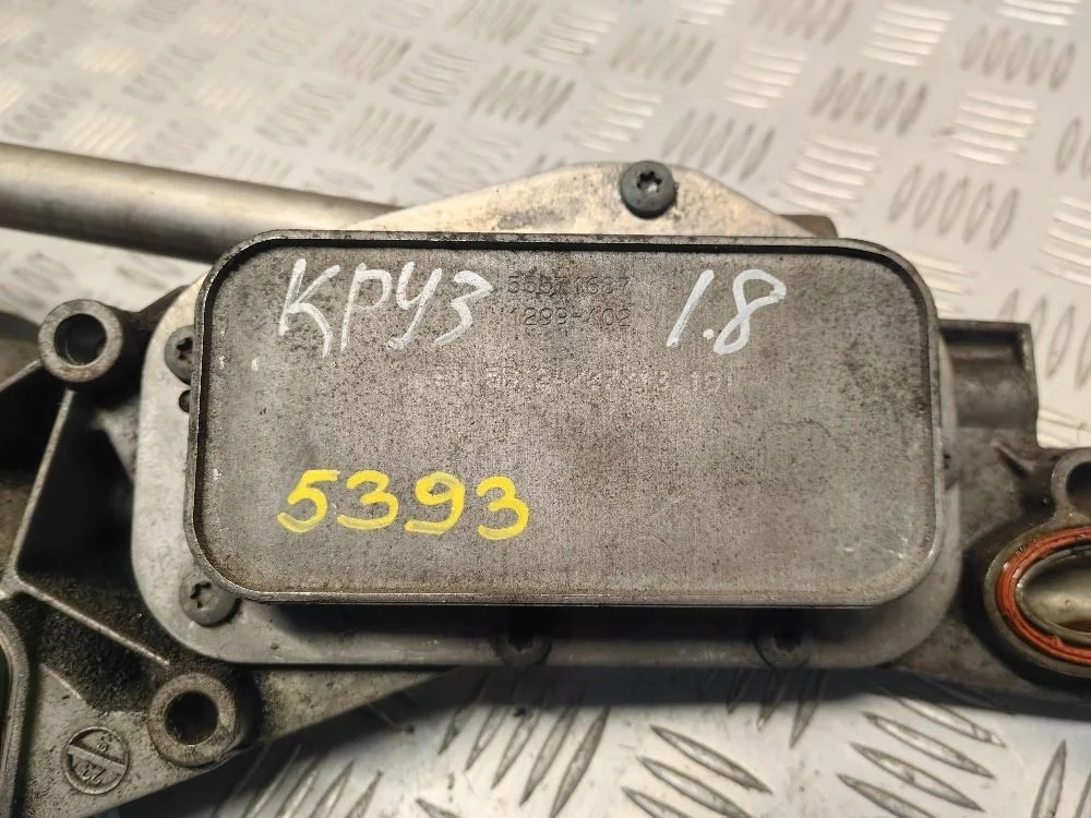 Радиатор масляный Chevrolet Cruze