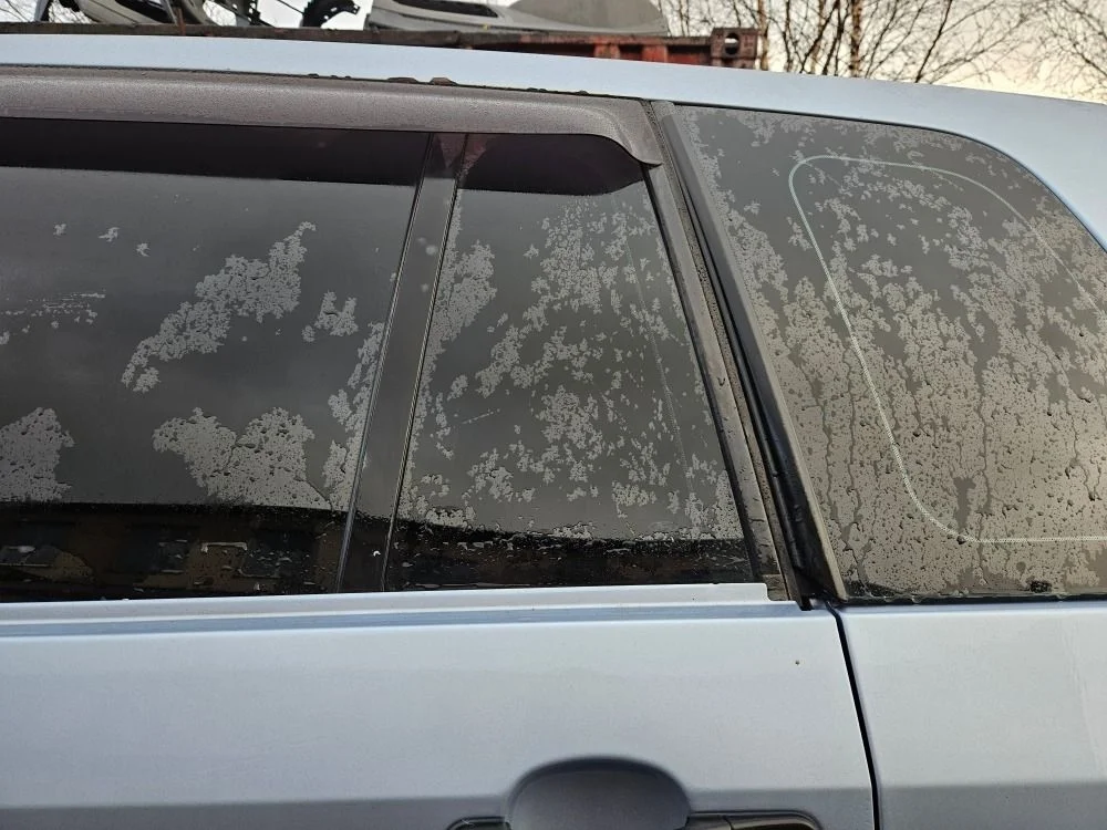 Форточка задней левой двери на Ford Fusion дорест