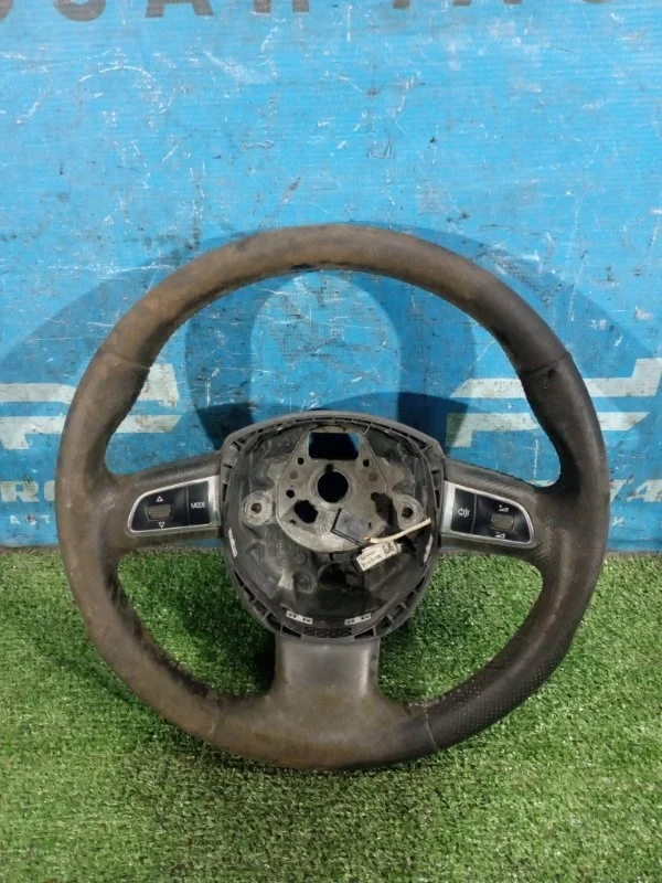 Руль Audi A5 8T 2007-2016