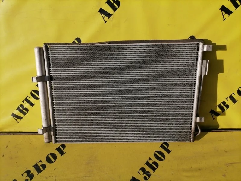 Радиатор кондиционера Hyundai Solaris 2010-2017 2014 976061R000 СЕДАН 1.6 G4FC 123 Л/С