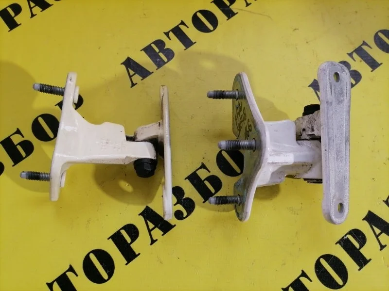 Петля двери Mercedes-Benz M-Class W166 2011-2015 2014 A1667200237 3.0 249 Л/С OM642.826 ДИЗЕЛЬ