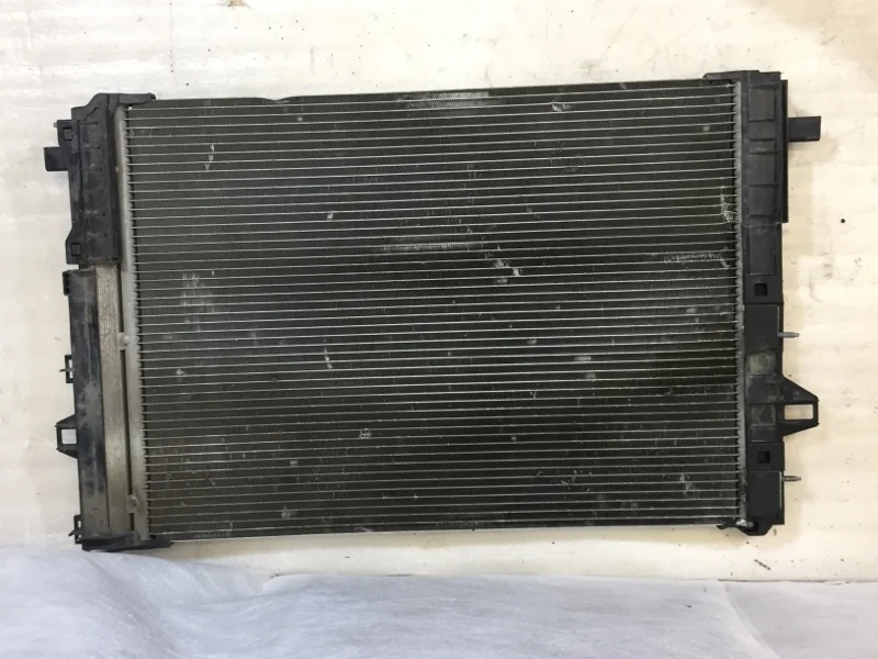 Радиатор кондиционера Mercedes-Benz Gla-Klasse 2013-2020 A2465000454 X156, передний