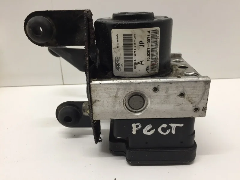 Блок ABS Mazda 3 2003-2009 3M512M110JA BK