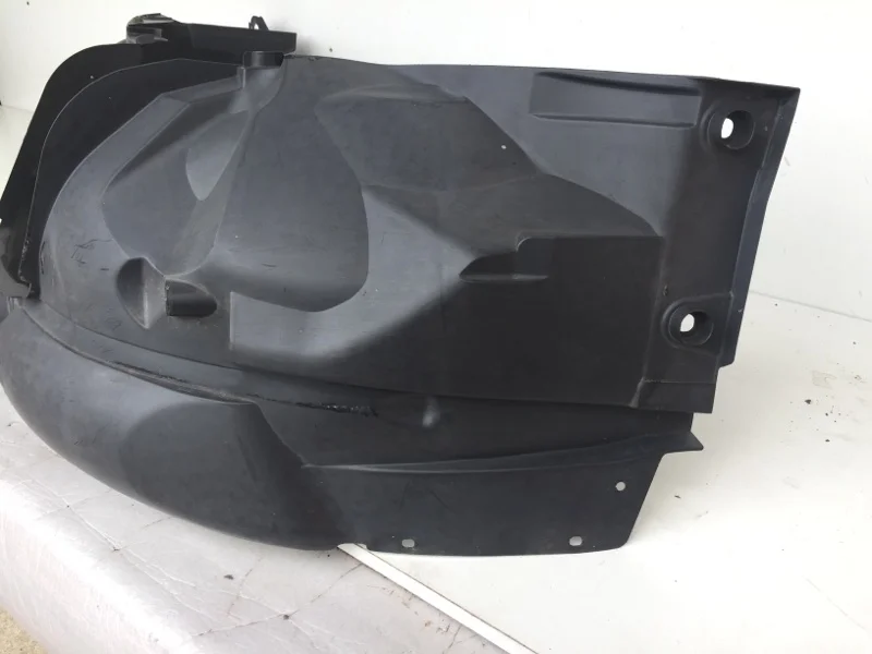 Локер (подкрылок) Renault Logan 2012-2018 638418777R 2, передний левый