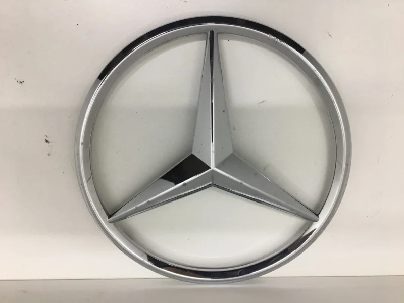 Эмблема Mercedes-Benz C-Klasse 2014-2018 A0008171016 W205, передняя