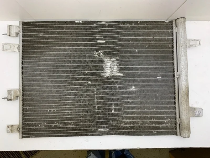 Радиатор кондиционера Mercedes-Benz A-klasse 2018> A2475000054 W177, передний