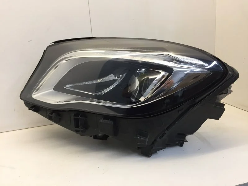 Фара Mercedes-Benz Gla-Klasse 2017-2020 A1569066900 X156, передняя левая