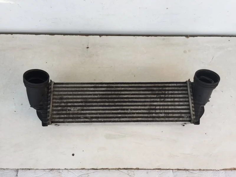 Интеркулер Bmw X5 2006-2013 17517809321 E70, передний
