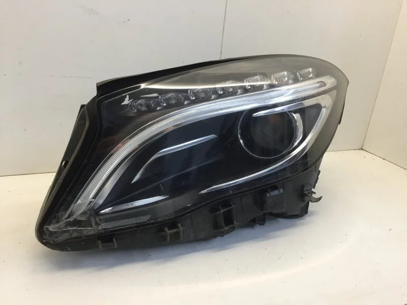 Фара Mercedes-Benz Gla-Klasse 2013-2020 A1569061700 X156, передняя левая