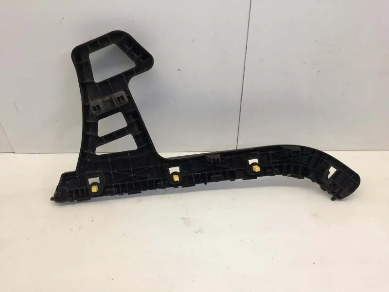 Кронштейн бампера Kia K5 2020-2021 86651L2000 3, задний левый