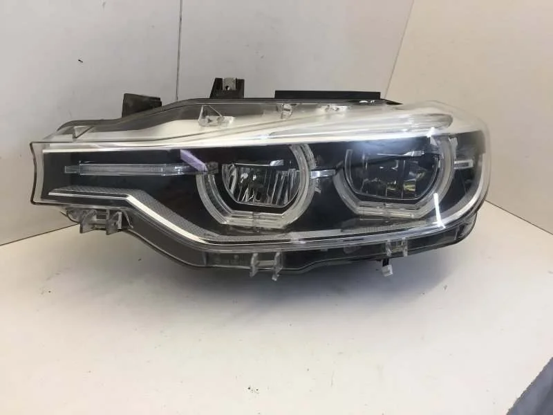 Фара BMW 3 series 2015-2020 63117419634 F30/F31, передняя левая