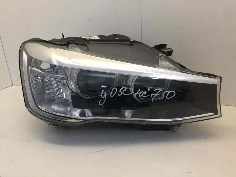 Фара BMW X3 2010-2017 63117401132 F25, передняя правая