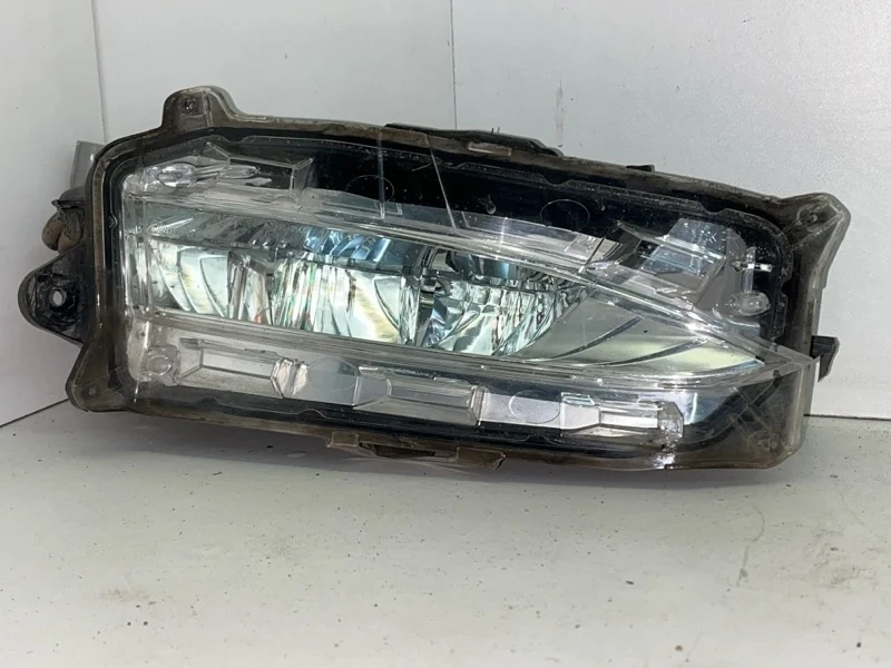 Ходовой огонь Lexus NX 2017-2022 8121078020 1, передний правый