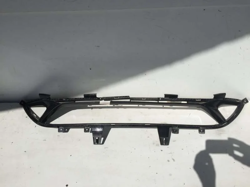 Накладка бампера Kia Optima 2015-2020 86562D4500 4, передняя