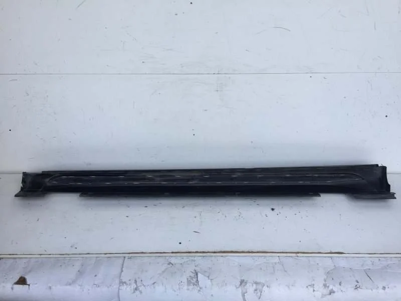 Накладка порога Mercedes-Benz Gla-Klasse 2013-2017 A1566980854 X156, передняя правая