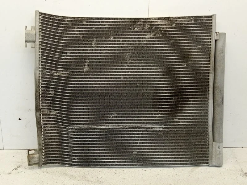 Радиатор кондиционера Nissan Qashqai 2013-2019 921006951R 2, передний