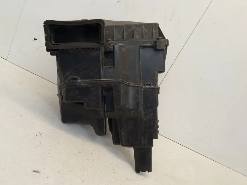 Корпус воздушного фильтра Peugeot Expert 2016-2022 9676423480 3