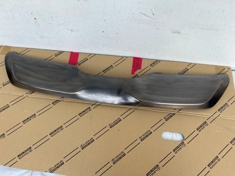 Накладка бампера Bmw X6 2014-2020 51127323789 F16, задняя