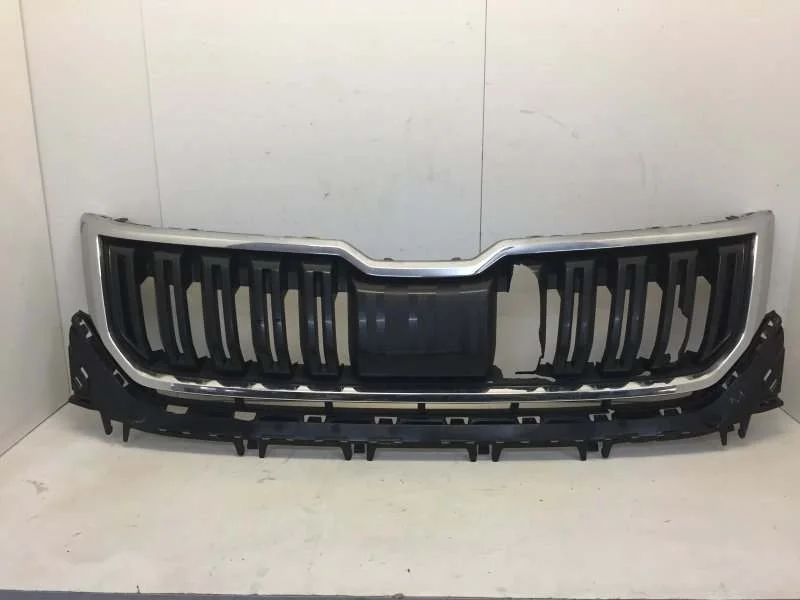 Решётка радиатора Skoda Kodiaq 2016-2022 565853653A 1, передняя