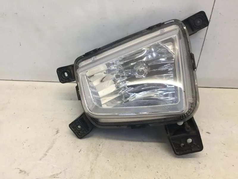 Фара противотуманная Hyundai Creta 2016-2021 92202M0000 1, передняя правая