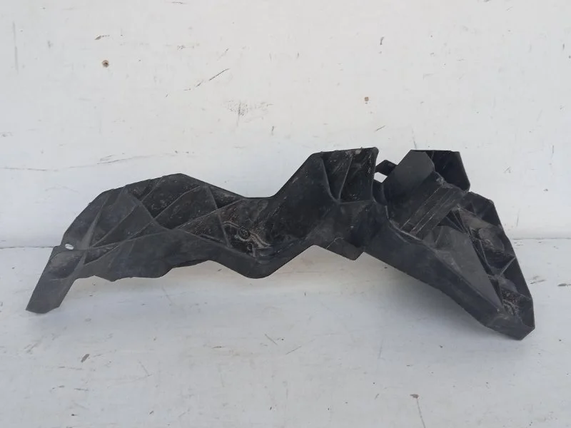 Кронштейн фары Audi Q7 2015-2022 4M0805608B 2, передний правый