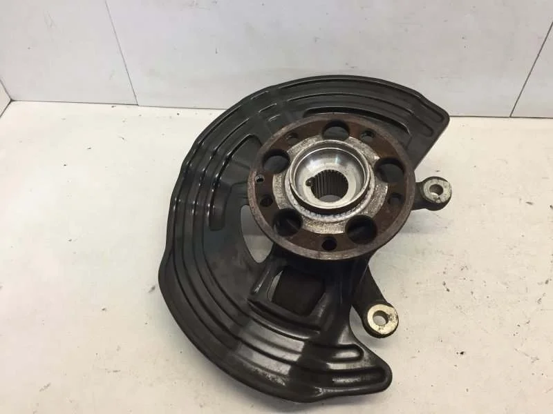 Кулак поворотный Mercedes-Benz Gla-Klasse 2013-2020 A2463320200 X156, передний правый