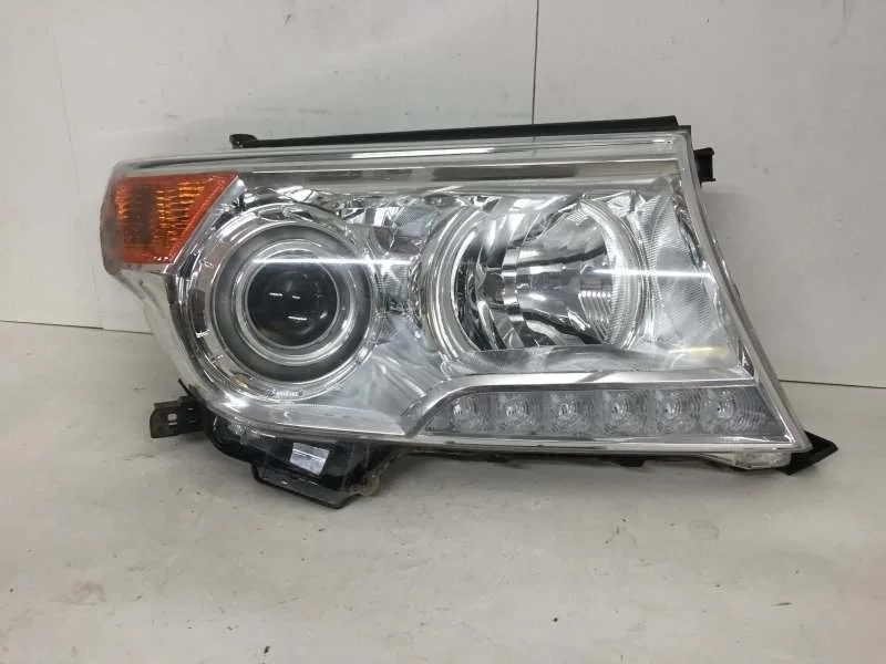 Фара Toyota Land Cruiser 8114560F30 200, передняя правая