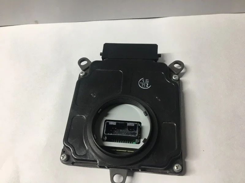 Блок управления светом Toyota Rav4 2019-2023 8990842020 XA50, передний