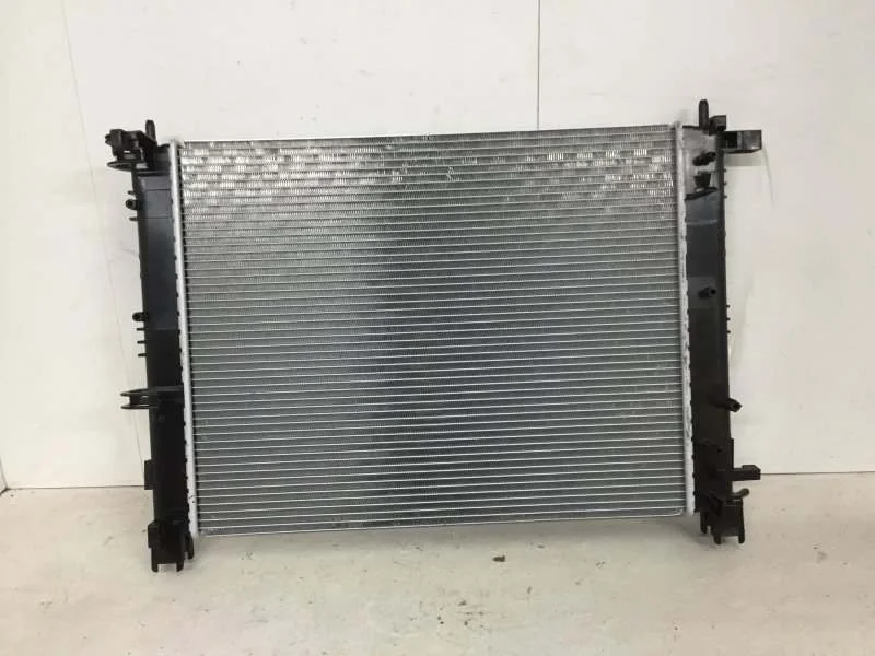 Радиатор двигателя Renault Logan 2013-2018 214100078R 1, передний