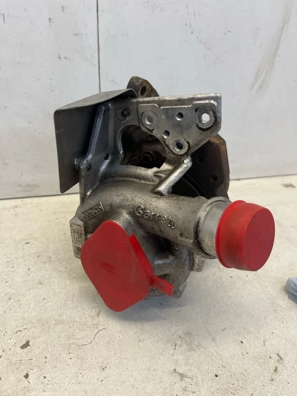 Турбокомпрессор (турбина) Ford Transit 2006-2014 2175582 7, передний