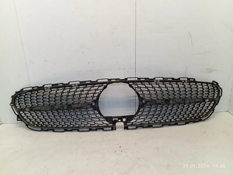 Решётка радиатора Mercedes-Benz E-Klasse 2020-2023 A2138886400 W213, передняя