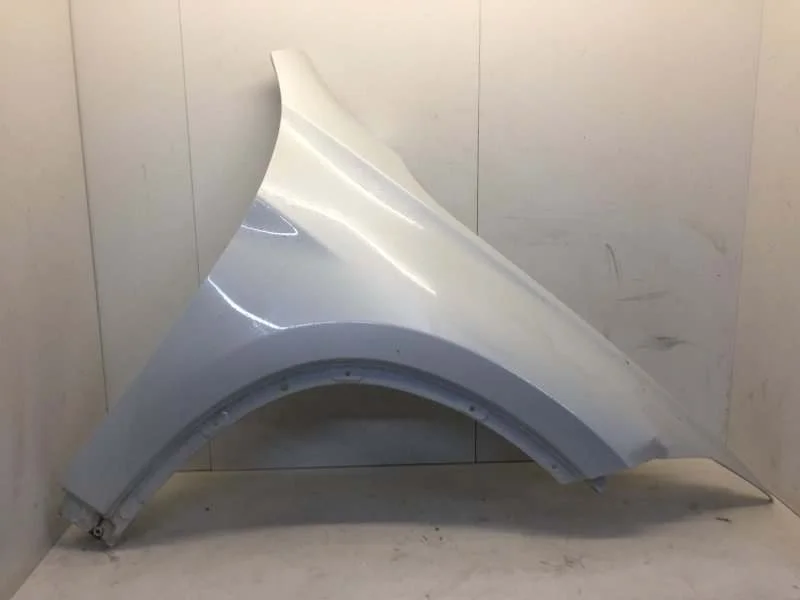 Крыло BMW X1 2015-2023 41007427300 F48, переднее правое