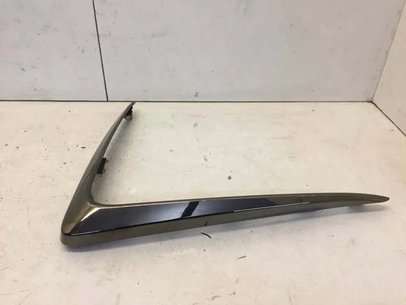 Накладка бампера Lexus Es 2018-2021 5312433080 7, передняя левая