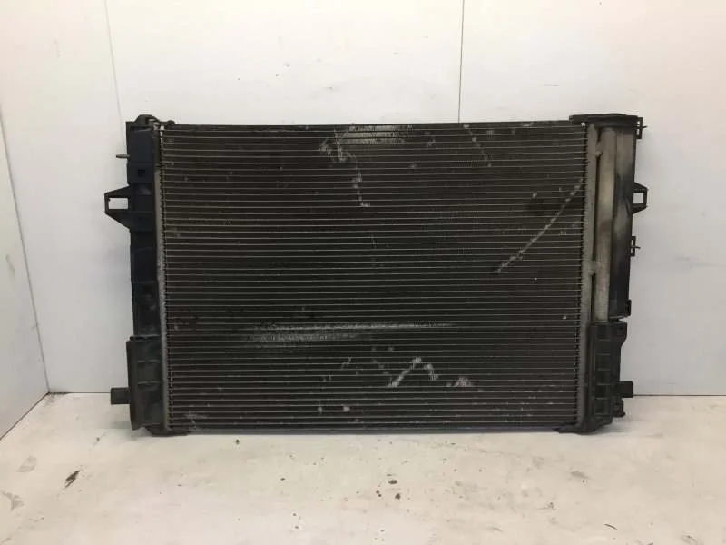 Радиатор кондиционера Mercedes-Benz B-Klasse 2011-2018 A2465000454 W246, передний