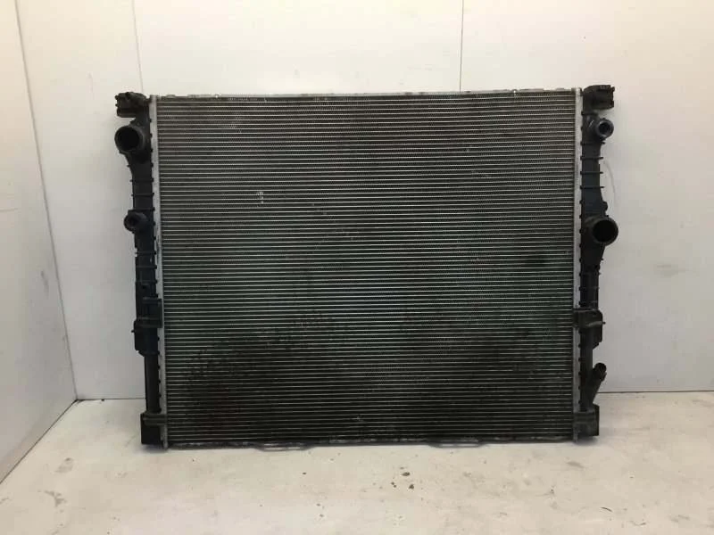 Радиатор Bmw 5 Series 2016-2023 17118686026 G30/G31, передний