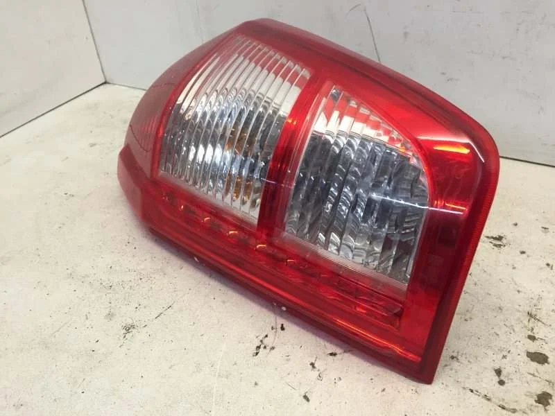 Фонарь Chery Tiggo 2013-2016 T113773020BA T11, задний правый