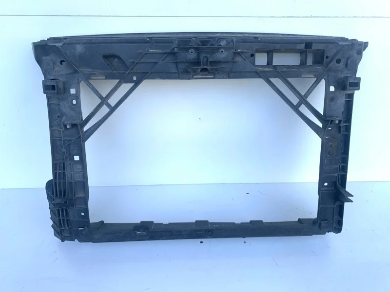 Панель передняя Skoda Rapid 2017-2020 60U805588C 1, передний