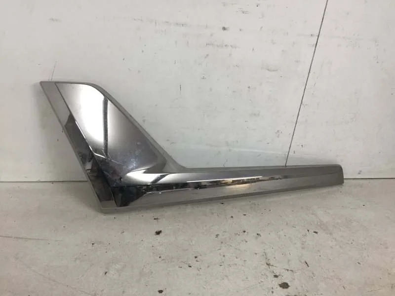 Накладка фары Toyota Land Cruiser 2007-2021 5318160040 200, передняя правая