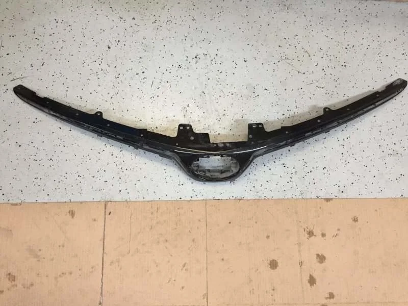 Решётка радиатора Toyota Corolla 2018-2023 5311402580 E210, передняя