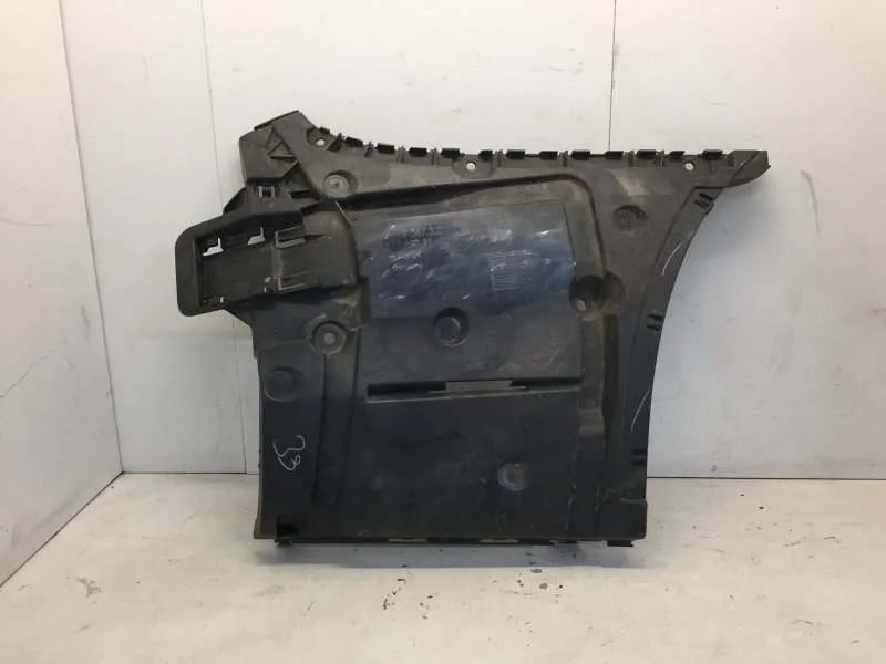 Кронштейн бампера Bmw 5 Series 2016-2022 51127387300 G30/G31, задний правый