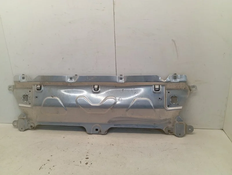 Поперечина передней панели BMW X3 2017-2023 51647400110 G01, передняя