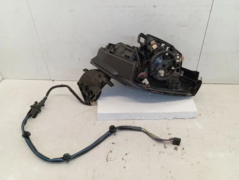 Зеркало боковое Audi Q7 2015-2021 4M1857410G9B9 2, правое