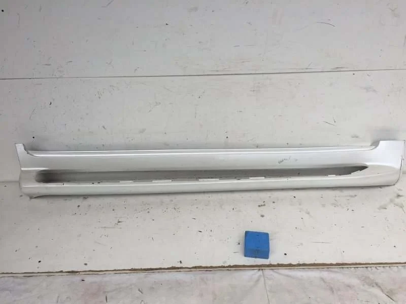 Накладка порога Toyota Land Cruiser 2007-2021 5177360160 200, правая