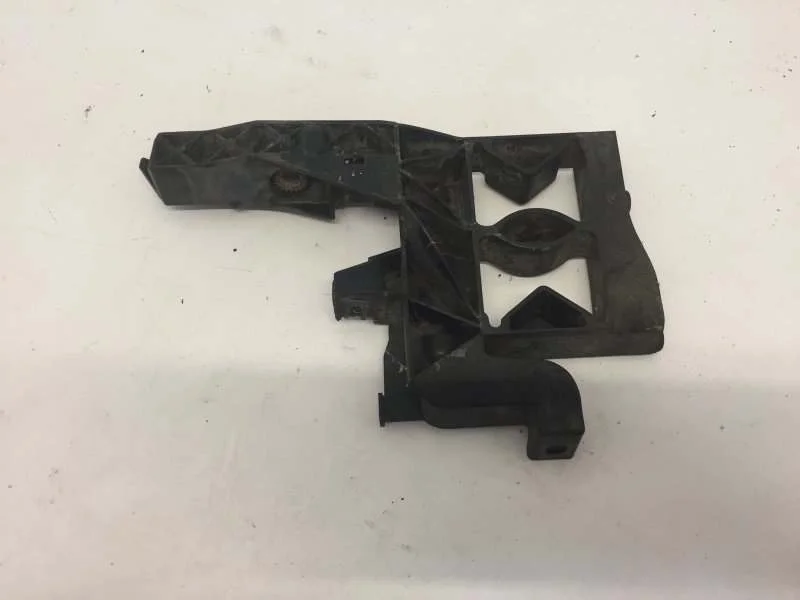 Кронштейн фары Audi A7 2010-2018 4G8805607 1, передний левый